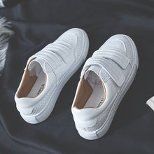 Load image into Gallery viewer, HOT Women Sneakers 2020 Fashion Breathble Vulcanized Shoes